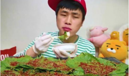 吃瓜爆料抖音网红定亲,甜蜜定亲现场，甜蜜瞬间引网友热议